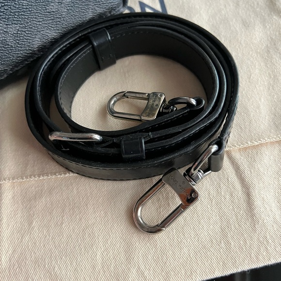 Louis Vuitton Eclipse Explorer Briefcase - Picture 10 of 13